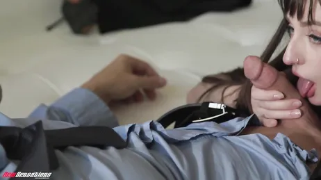 Working overtime with the new secretary: what an ass she has!