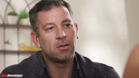 40 años casados y mi mujer es tan puta en la cama como el primer día