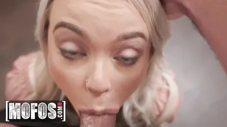 Alexis Kay nimmt alles in den Mund, was für ein Blowjob uns erwartet!!