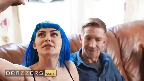 De Duitse Jewelz Blu is helemaal gek op gigantische piemels...!!