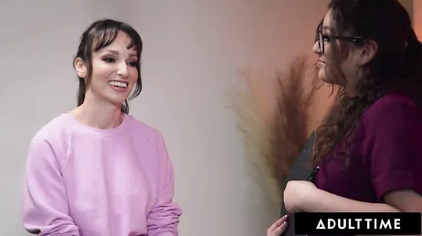 Moeder gaat voor een ontspannende vaginale massage en is uiteindelijk dolgelukkig.