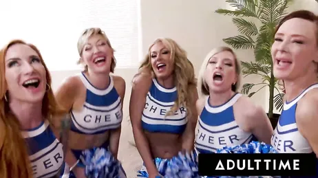 El reencuentro de viejas amigas .., videos porno de maduras XXX