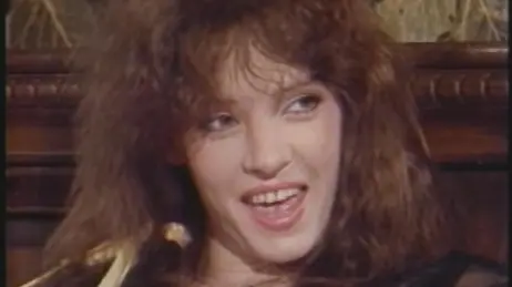 Vintage-Pornoszene aus den 80ern mit der heißen Aja