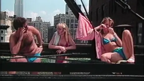 Nippel lecken und lesbischer Muschi-Essen im 80er-Jahre-Pornofilm