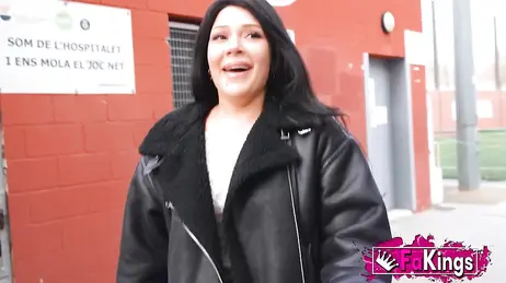 This brunette likes football and having her pussy fucked with good dildos.
