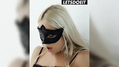 Exigente ama severa come polla y se folla a su esclavo como quiere