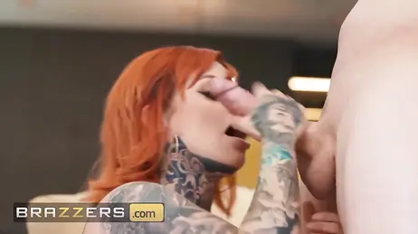 Le MILF messicane vanno pazze per i tatuaggi e i cazzi grossi